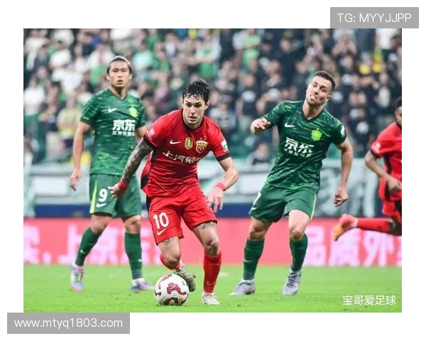 上海海港主场激战成都蓉城强强对话上演中超巅峰对决争锋时刻 上海海港主场激战成都蓉城强强对话上演中超巅峰对决争锋时刻