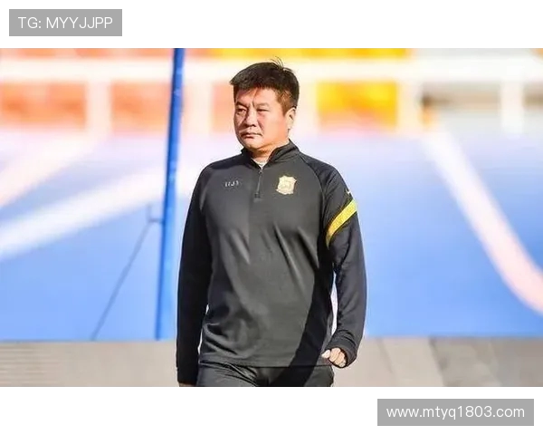 李金羽:从足球场上的锋线尖刀到退役后的多元发展之路 李金羽:从足球场上的锋线尖刀到退役后的多元发展之路