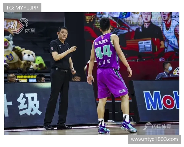 深圳篮球队进攻策略分析与得失评估探讨