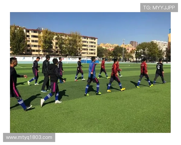 重庆足球队在灵活性排行榜中荣登第八名展现出不俗实力与潜力