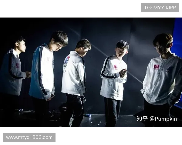 久诚重返巅峰带领王者荣耀战队再掀青春热血竞技风暴